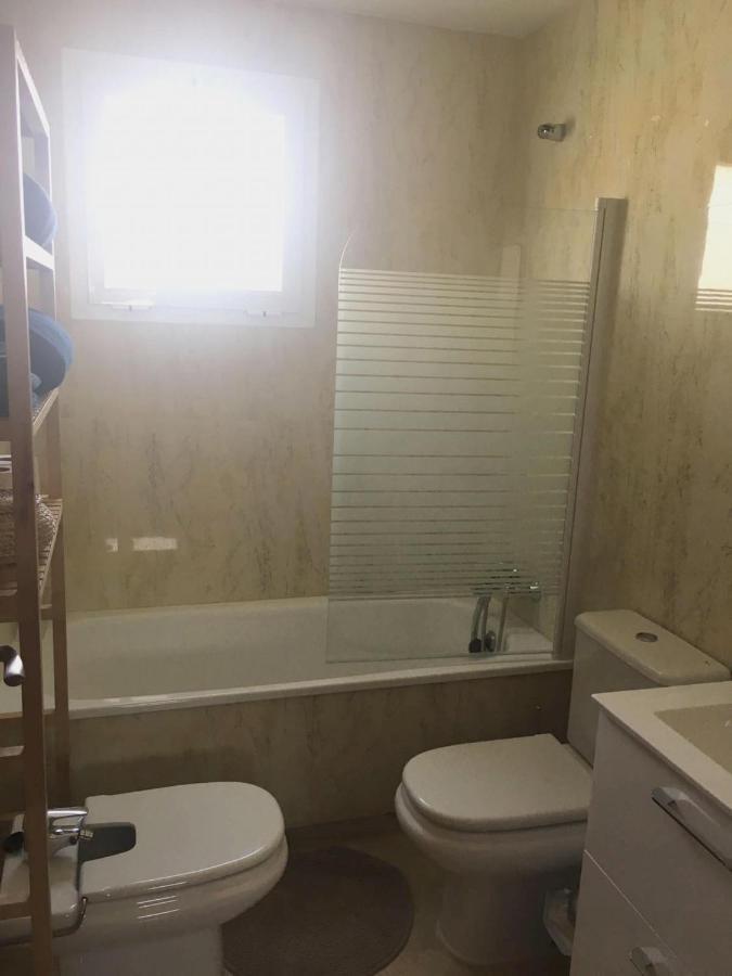 2201-Lovely 2 Bedrooms With Terrace And Pool Манилва Екстериор снимка